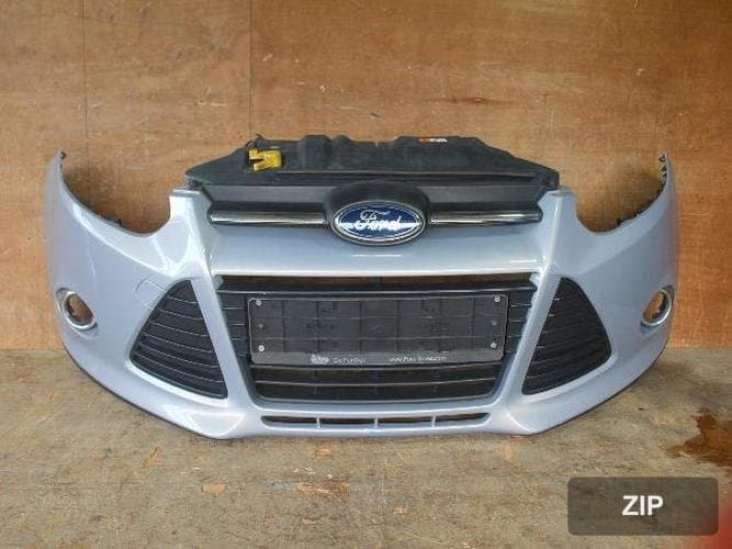 Ford Focus 2014 — передний бампер BM51 17757 A