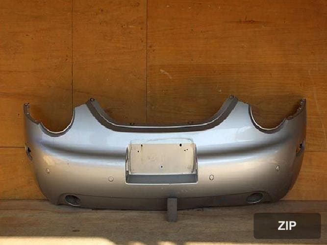Volkswagen Beetle 2002 — задний бампер 1C0807421J