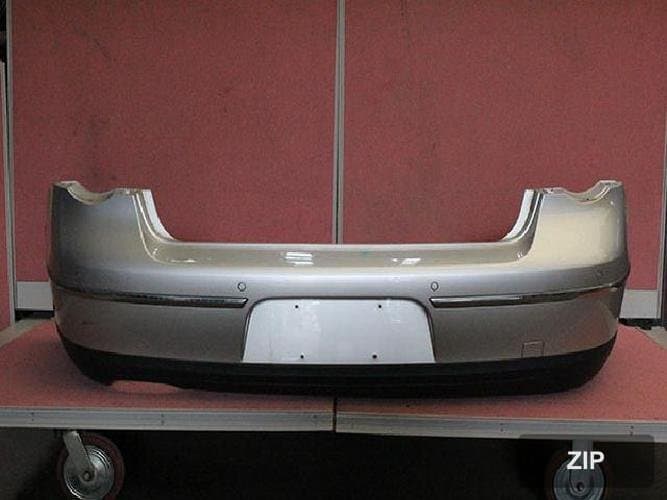 Volkswagen Passat 2006 — задний бампер 3C5807417D