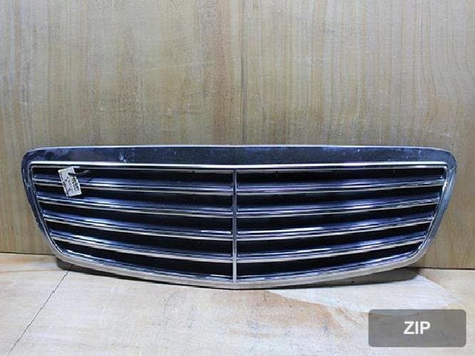 Mercedes-Benz S-Class 2002 — решётка радиатора A2208800383