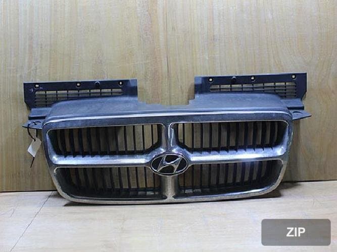 Hyundai Trajet 2001 — решётка радиатора 1