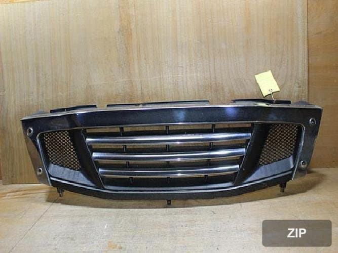 KG Mobility Rexton 2003 — решётка радиатора 79450-08000