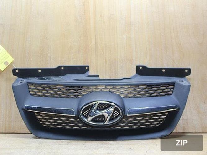 Hyundai Sonata 2005 — решётка радиатора 86353-3K000