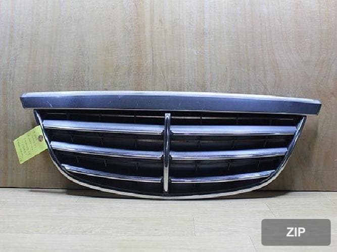 KG Mobility Kyron 2008 — решётка радиатора 79451-09100