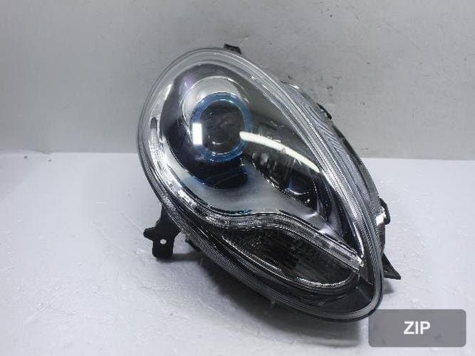 Lancia Lybra 2019 — фара правая ZD-40D2-B-R