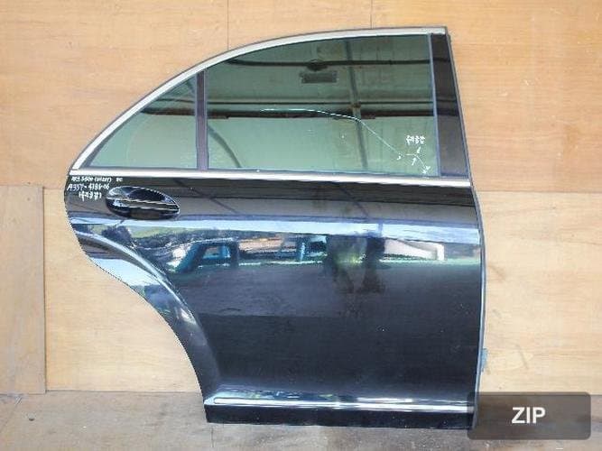 Mercedes-Benz S-Class 2010 — дверь задняя правая