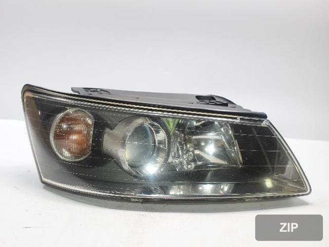 Hyundai Sonata 2005 — фара правая 921023KXXX