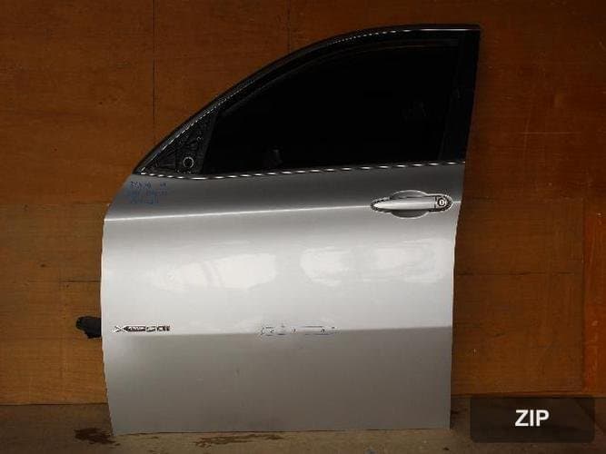 BMW X-Series 2009 — дверь передняя левая