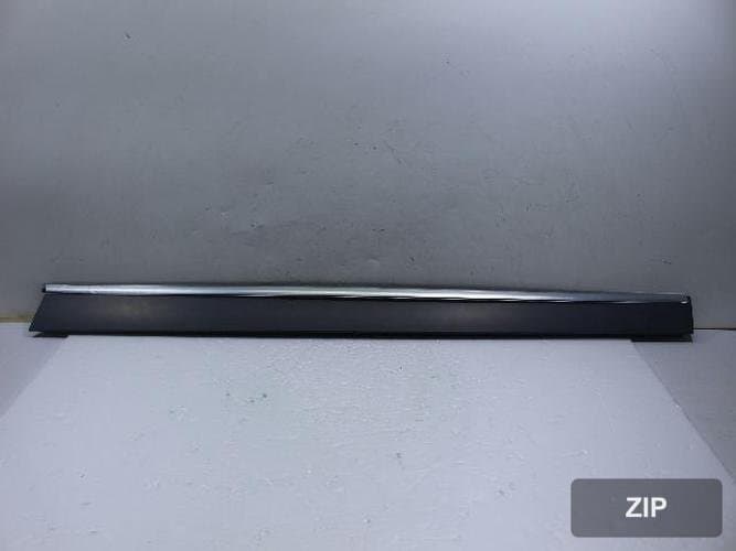 Audi A6 2009 — передняя дверь правая 4F0853960J