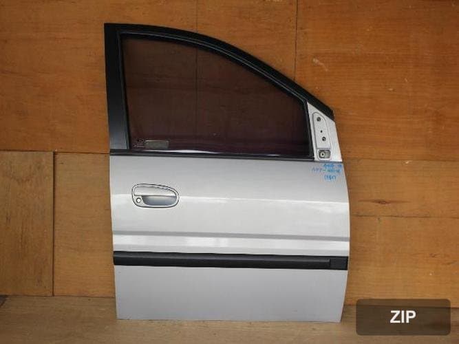 Hyundai Lavita 2001 — передняя дверь правая