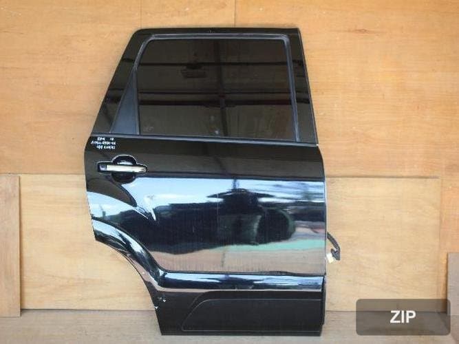 Kia Mohave 2010 — дверь задняя правая 770042J010