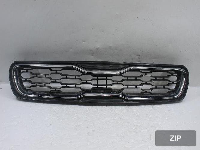 Kia Soul 2013 — решетка радиатора 863502K500