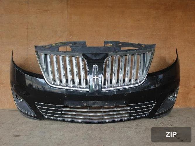 Ford MKS 2009 — передний бампер 8A53-17C831-AEW