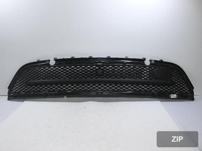 Land Rover Range Rover 2017 — решётка радиатора J8A2-17H750-BD