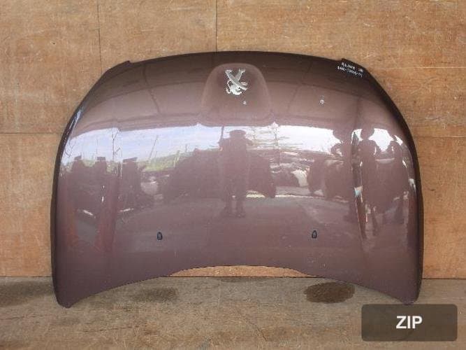 Peugeot 2008 2015 — капот
