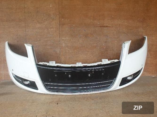 Renault SM7 2012 — передний бампер 620227160R
