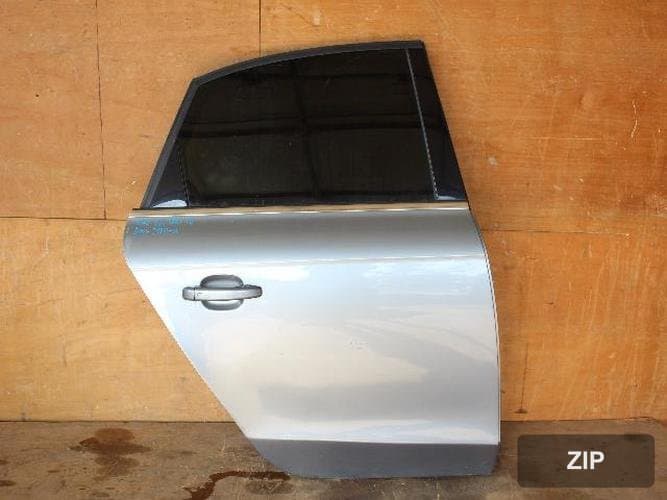 Audi A4 2009 — дверь задняя правая