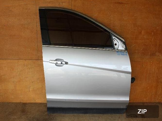 Cadillac SRX 2010 — дверь передняя правая
