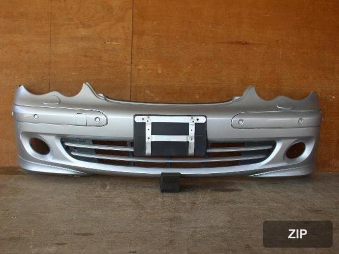 Mercedes-Benz C-Class 2006 — передний бампер
