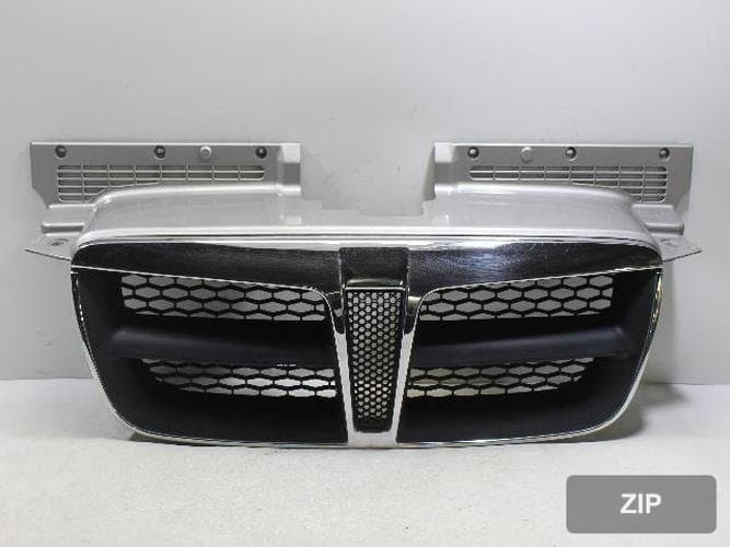 Hyundai Trajet 2007 — решётка радиатора 86352-3A010