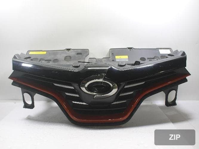 Renault QM3 2014 — решётка радиатора 620365123R 2