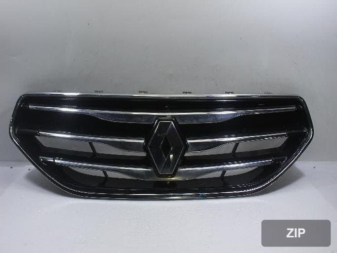 Renault QM5 2012 — решетка радиатора