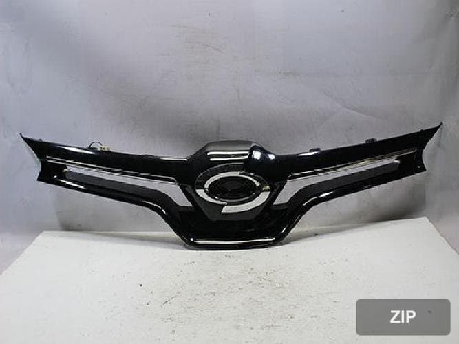 Renault SM3 2015 — решётка радиатора 623104081R