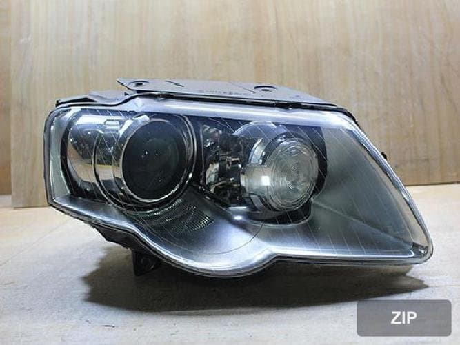 Volkswagen Passat 2008 — фара правая HID