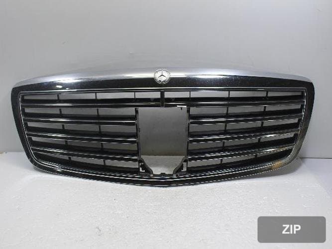 Mercedes-Benz S-Class 2006 — радиаторная решётка