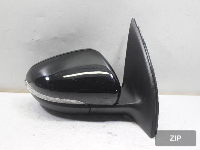 Volkswagen Golf 2012 — зеркало боковое правое 5K0857502CH9B9