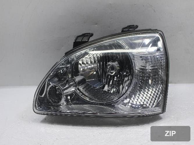 Kia Sportage 2006 — фара левая