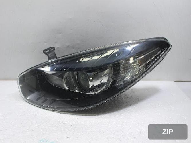 Renault SM3 2013 — фара левая 260601006R