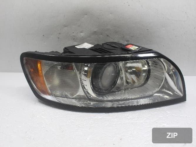 Volvo S40 2010 — фара правая HID