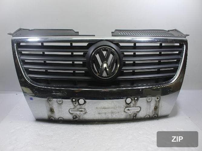 Volkswagen Passat 2010 — решётка радиатора 1