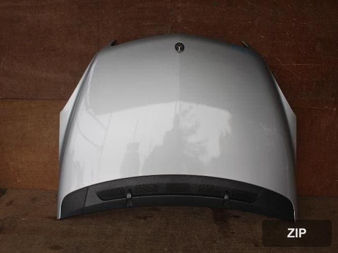 Mercedes-Benz B-Class 2008 — капот