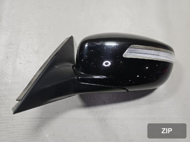 Hyundai Genesis 2009 — боковое зеркало левое