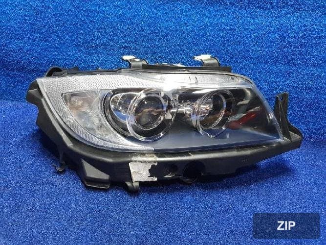 BMW 3 Series 2006 — фара правая 71616689