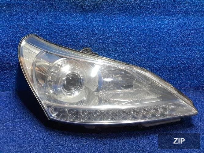 Hyundai Equus 2010 — фара правая HID/LED
