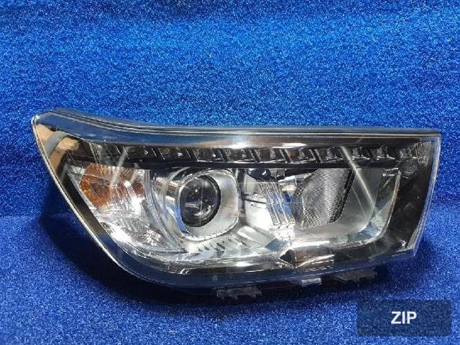 KG Mobility Tivoli 2017 — фара правая HID 8310235800