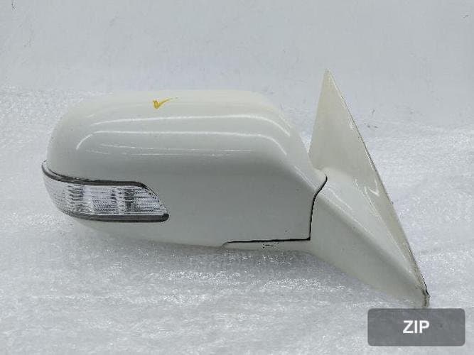 Hyundai Equus 2006 — зеркало боковое правое