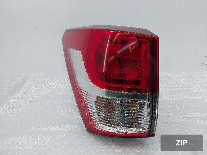 KG Mobility Korando 2015 — фонарь задний левый (комбинированный) 83601-21500