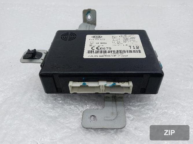 Модуль BCM (ETACS) 95400-2T010