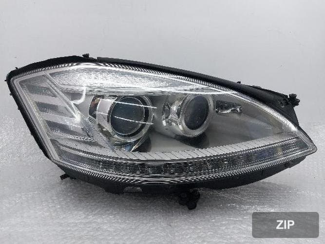 Mercedes-Benz S-Class 2010 — фара правая (W221)
