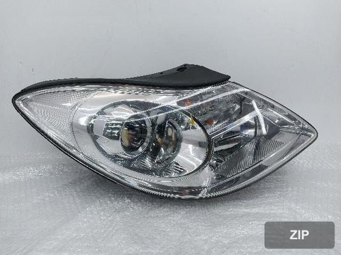 Hyundai Veracruz 2015 — фара передняя правая