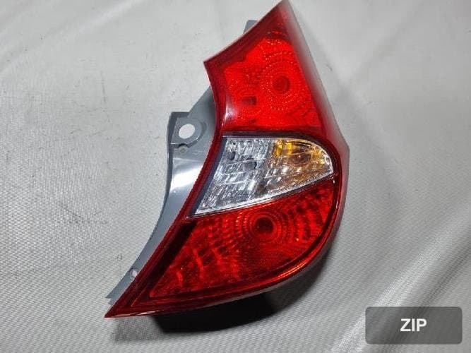 Hyundai Accent 2015 — комбинированный задний фонарь правый