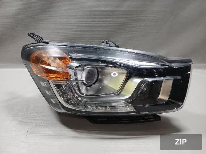 KG Mobility Korando 2015 — фара передняя правая