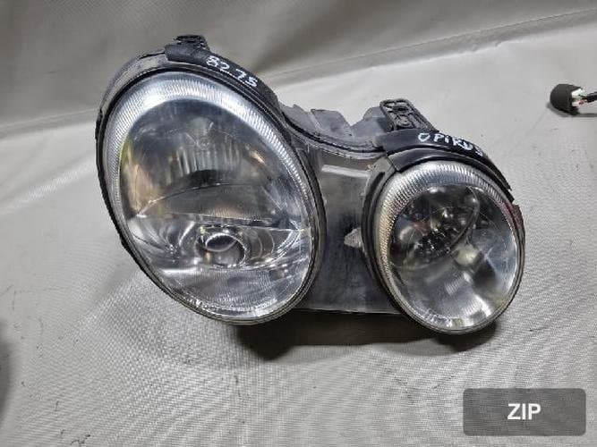 Kia Opirus 2006 — фара HID правая