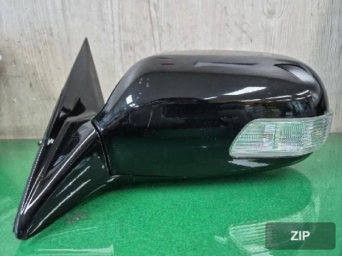 Hyundai Equus 2006 — боковое зеркало левое
