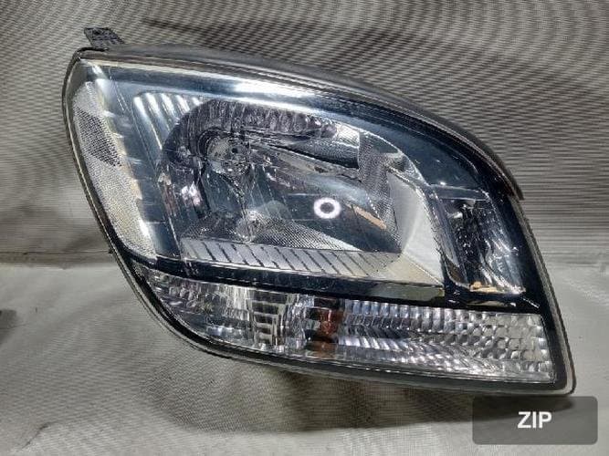 GM Daewoo Orlando 2016 — фара правая