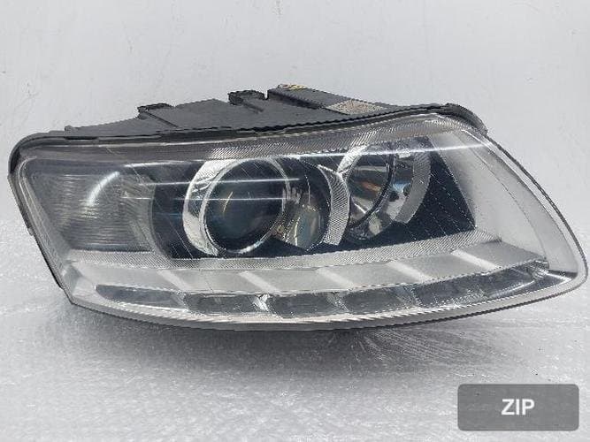 Audi A6 2009 — фара правая (ксенон) 4F0941030
